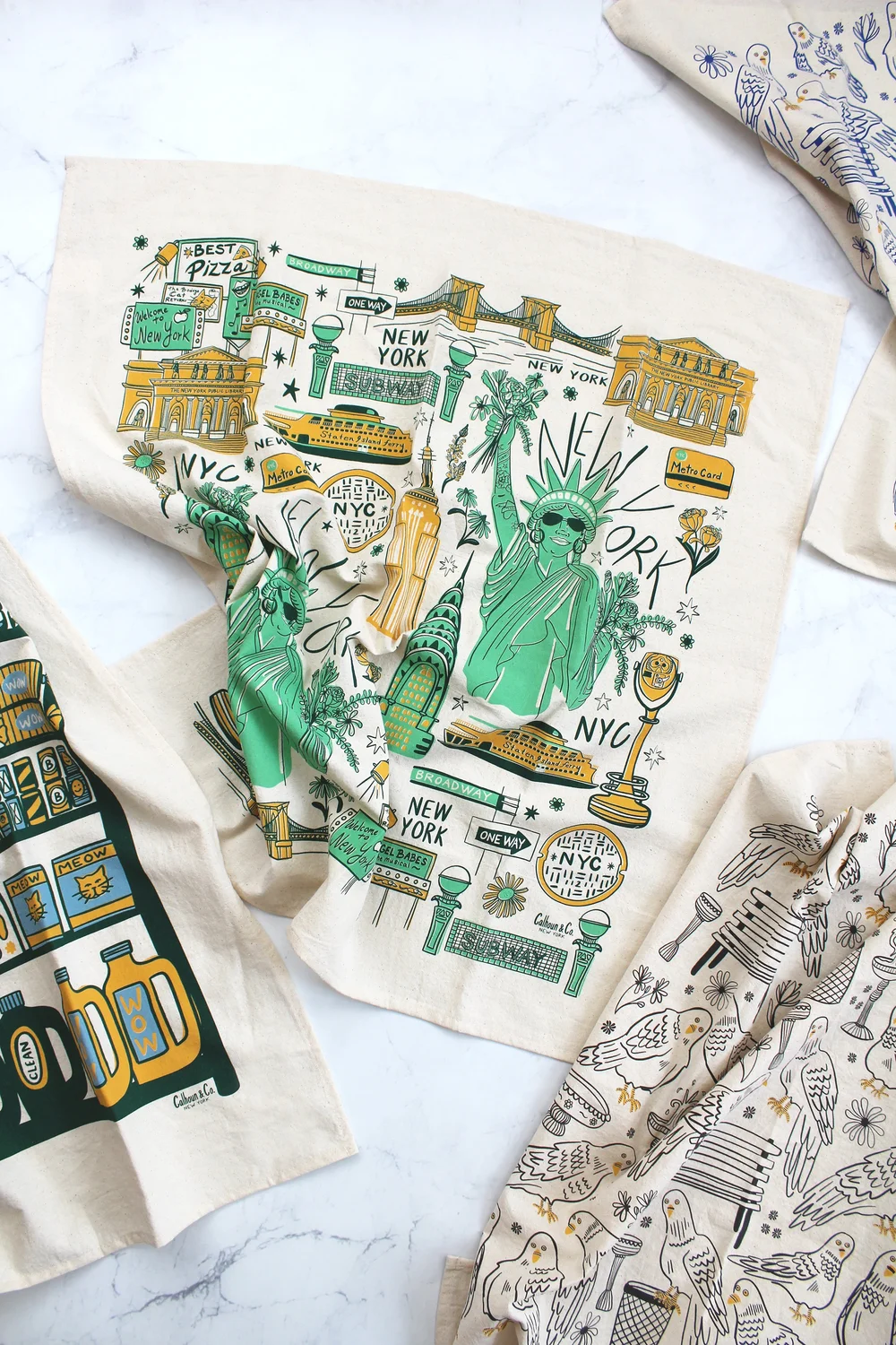 LADY LIBERTY NEW YORK CITY SCREEN PRINTED TEA TOWEL — Calhoun & Co.